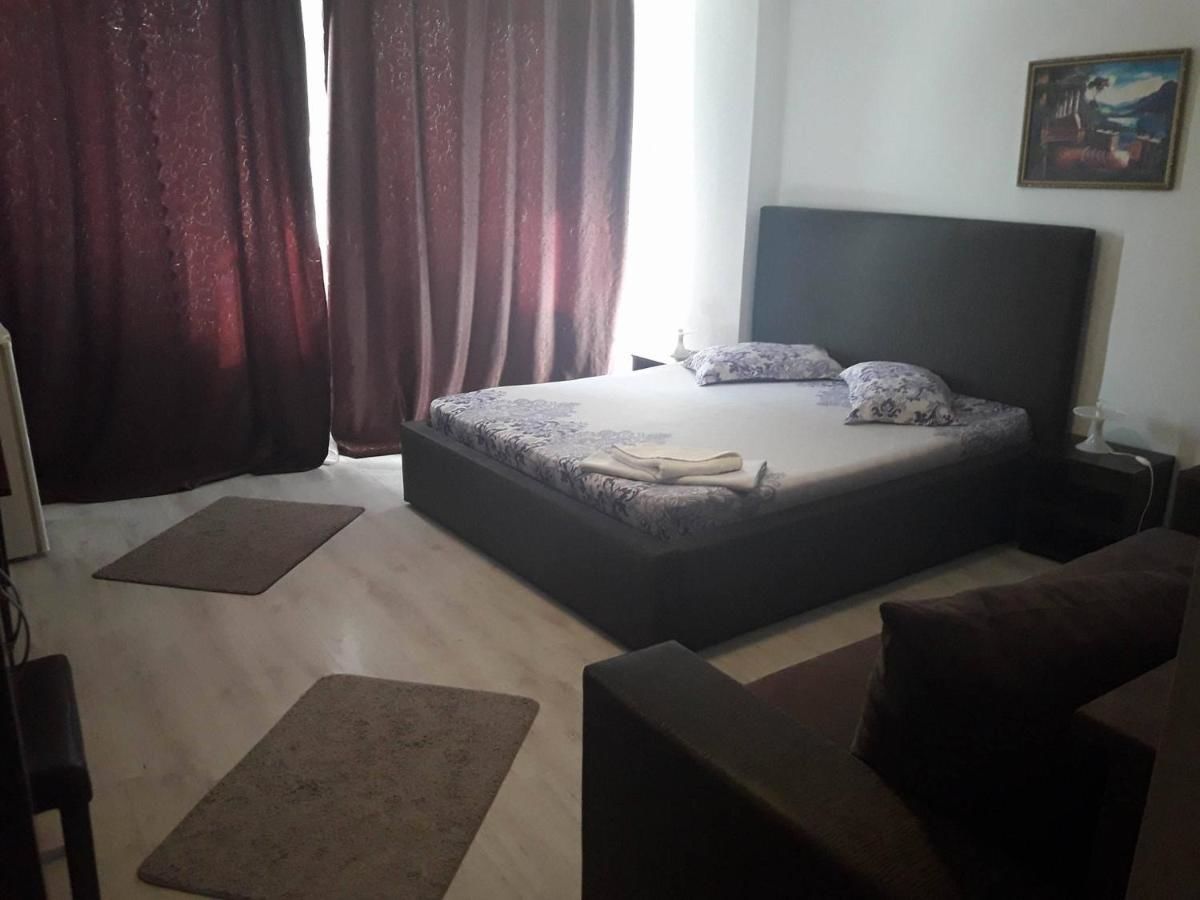 Отель Hotel Stars Бухарест-19