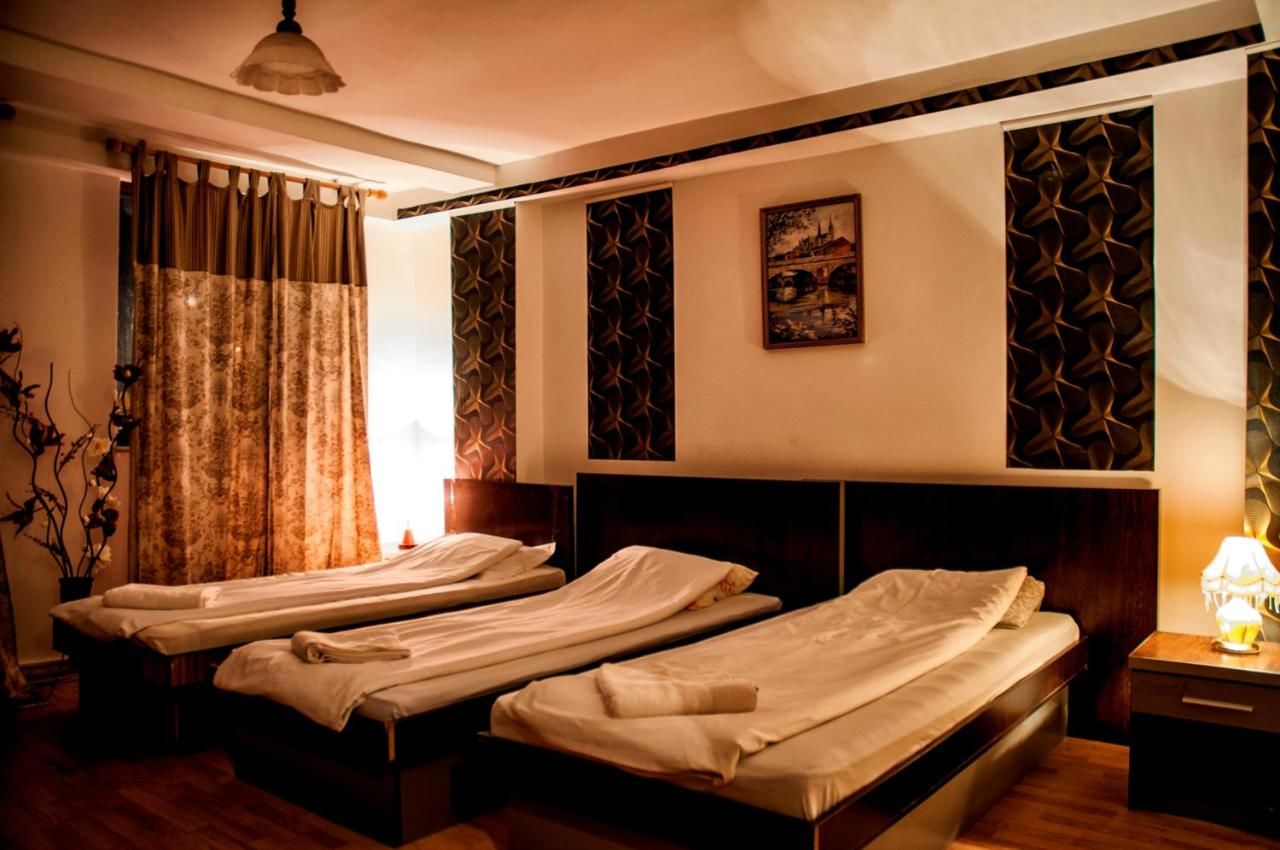 Отель Hotel Stars Бухарест-32