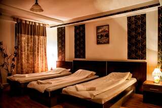 Отель Hotel Stars Бухарест Трехместный номер-4