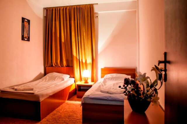 Отель Hotel Stars Бухарест-29