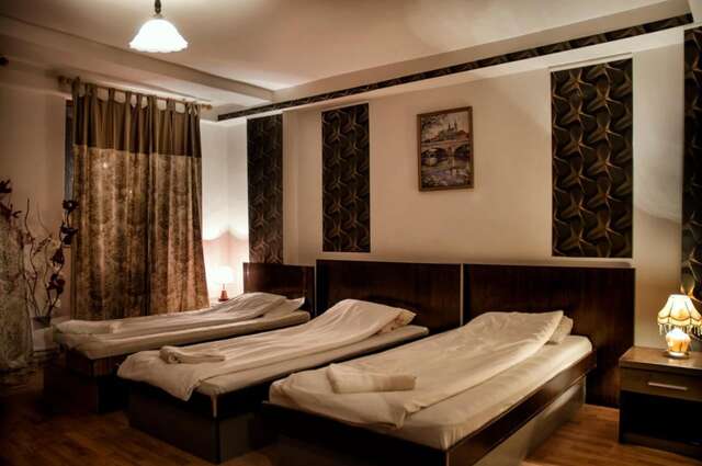 Отель Hotel Stars Бухарест-39